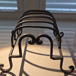 Vintage Black Metal Longaburger Plate Holder